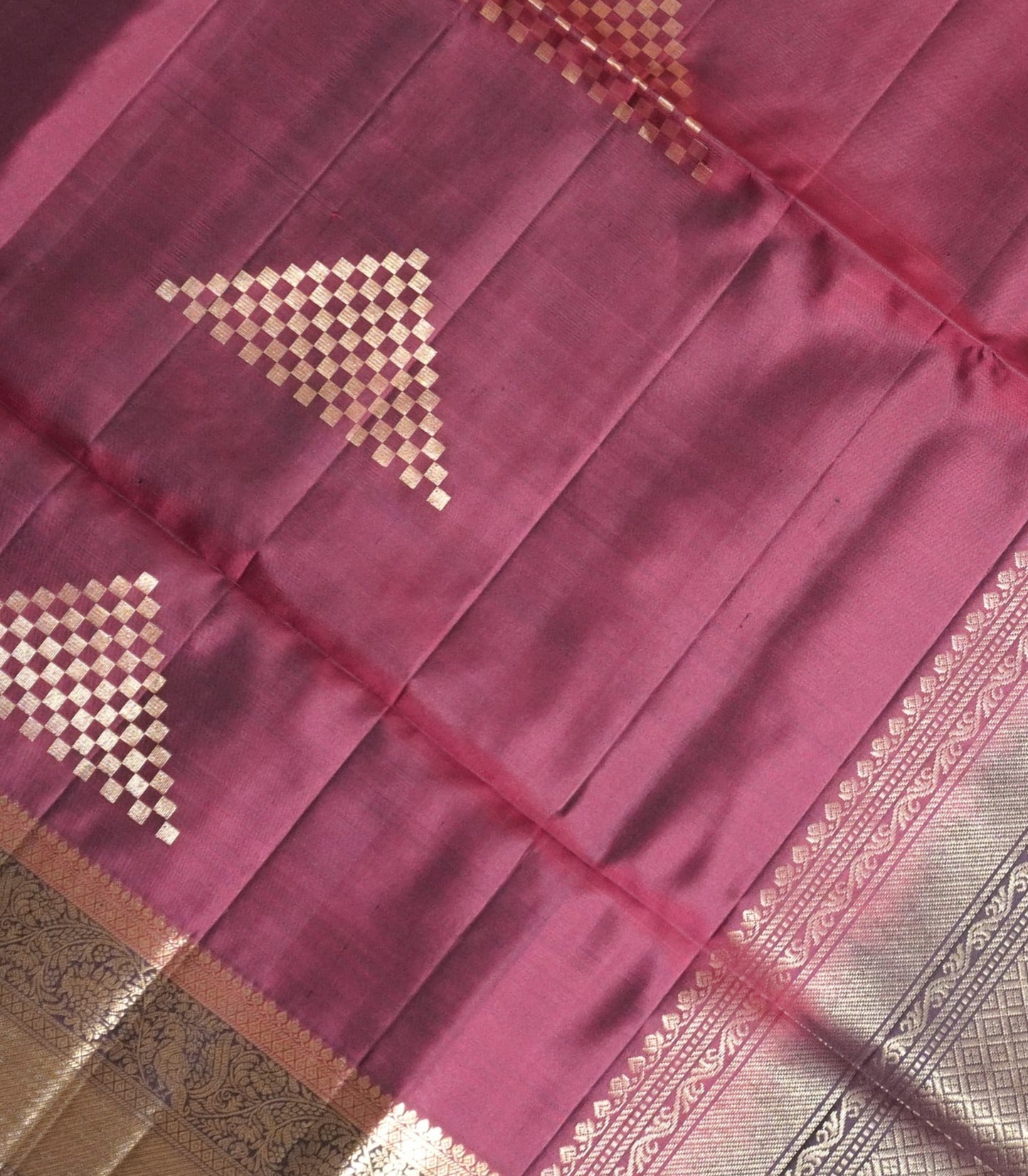 Wine & Deep Maroon Handloom Kanchipuram Soft Silk Saree