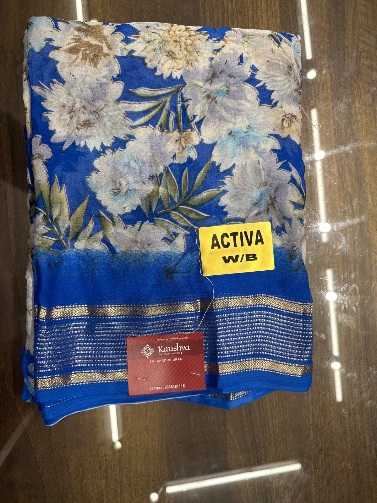 Chiffon big flower with piping border