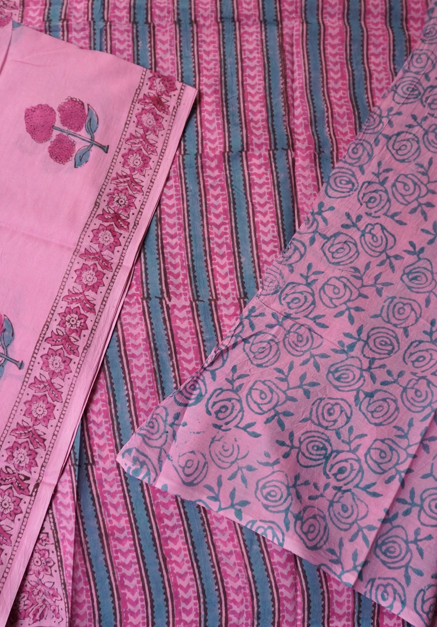 Pink Mulmul Cotton Saree with Artistic Flower Prints