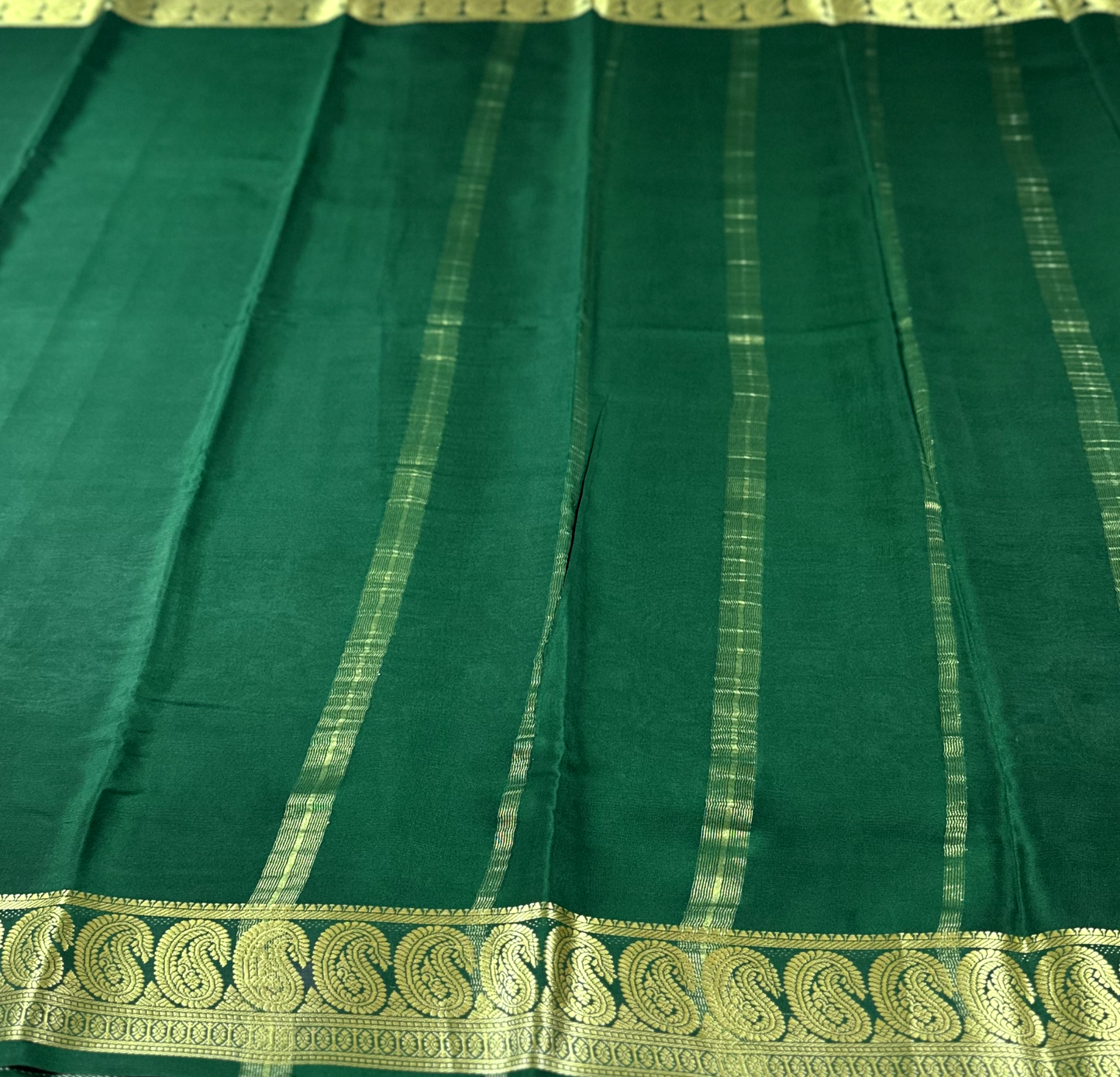 Green Pure Silk Mysore Crepe Saree With Mango Border