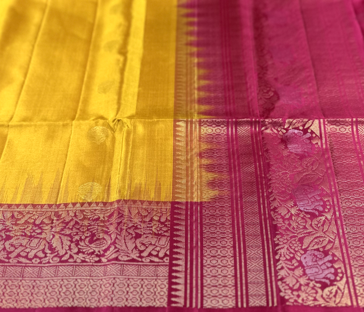 Yellow & Rani Pink Handloom Kanchipuram Soft Silk Saree