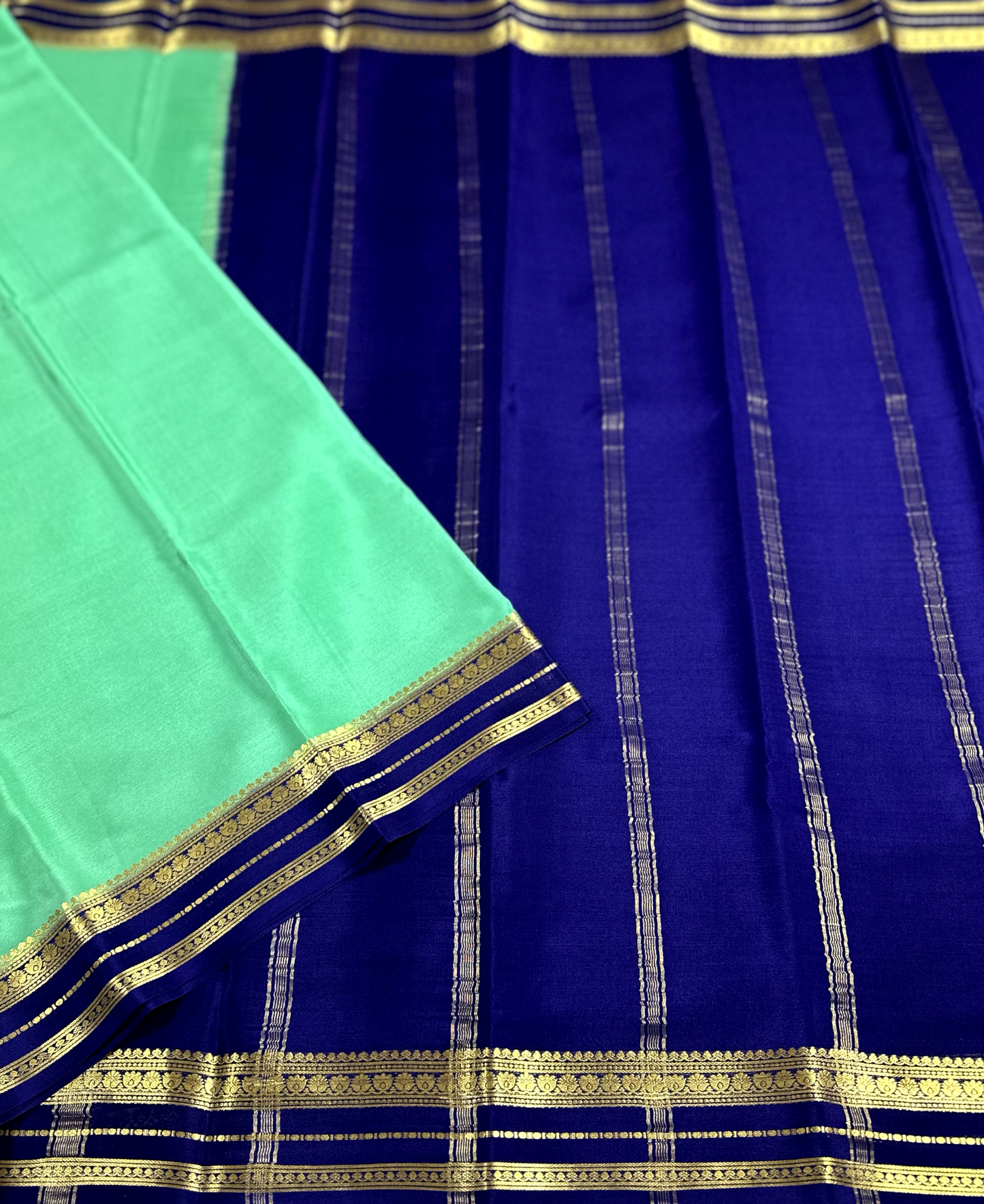 Sea Green & Blue Pure Silk Mysore Crepe Saree With Piping Boarder