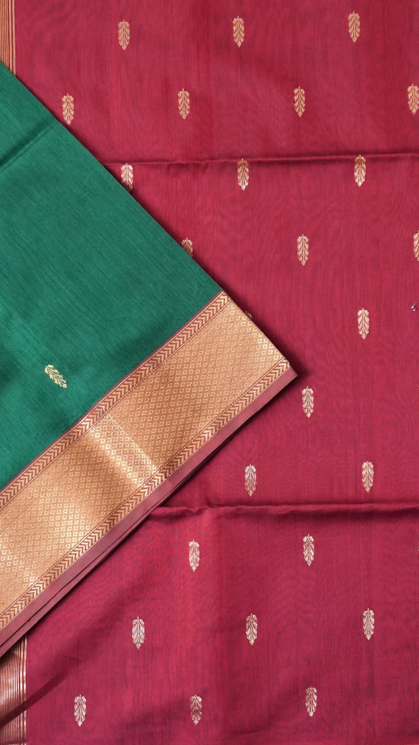 Green Red Maheshwari Silk Cotton Saree