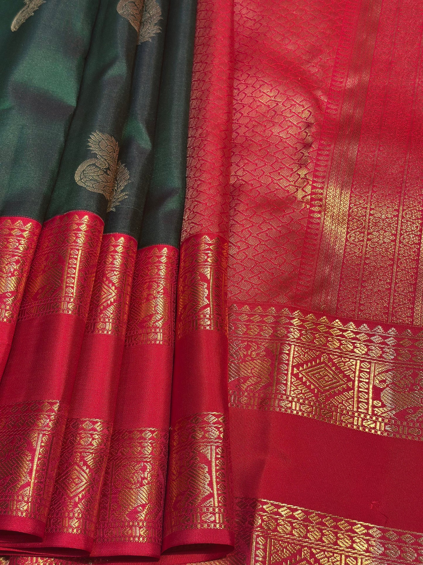 Green Handloom Kanchipuram Pure Silk Saree with Kuttu Zari