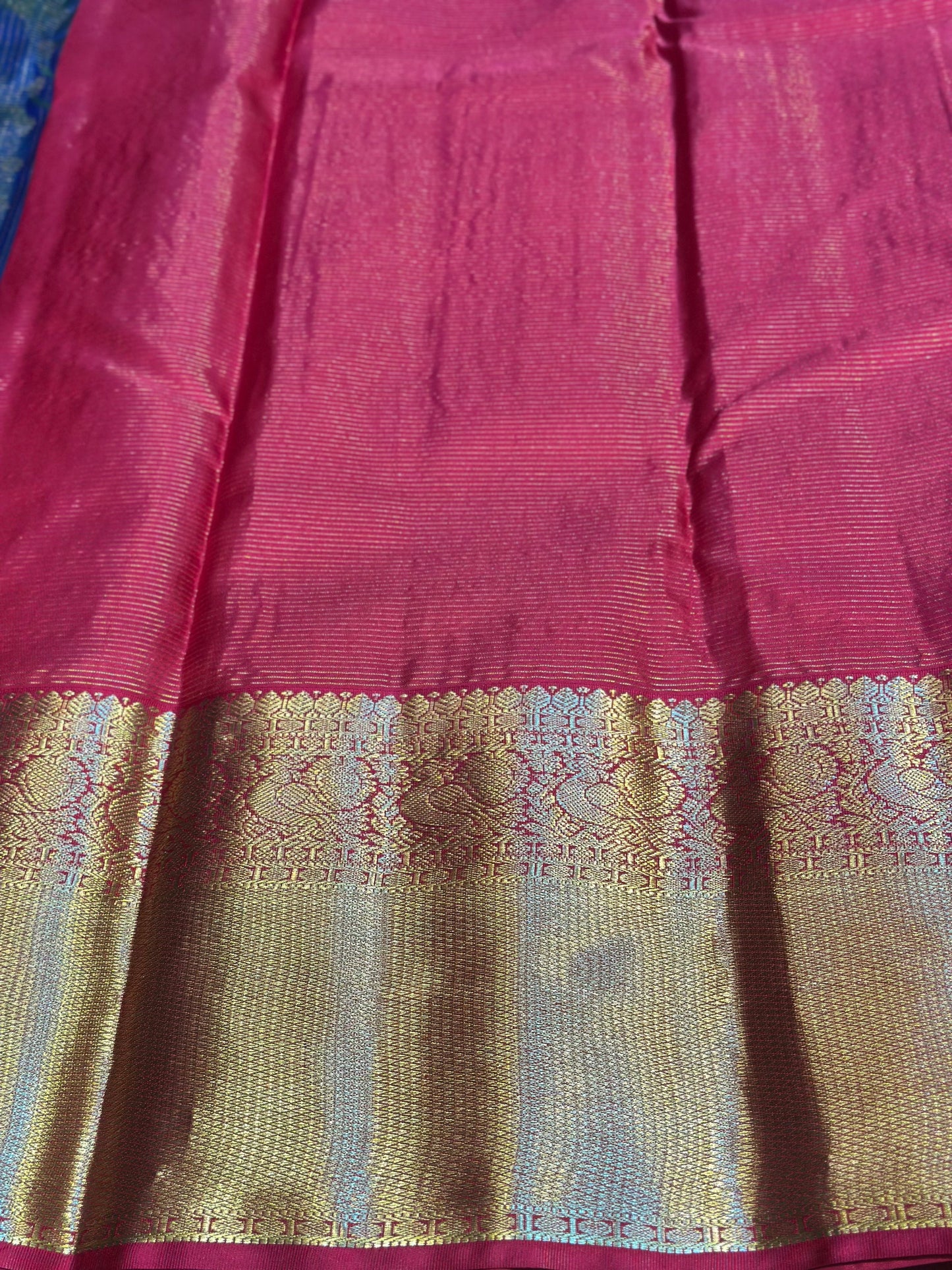 Navy Blue & Magenta Pink Handloom Kanchipuram Pure Silk Saree with Kottanch Jari