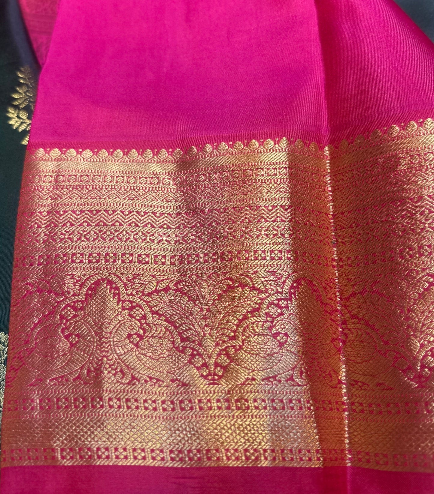 Dark Green & Pink Kanchipuram Pure Silk Saree with Kottanch Butta