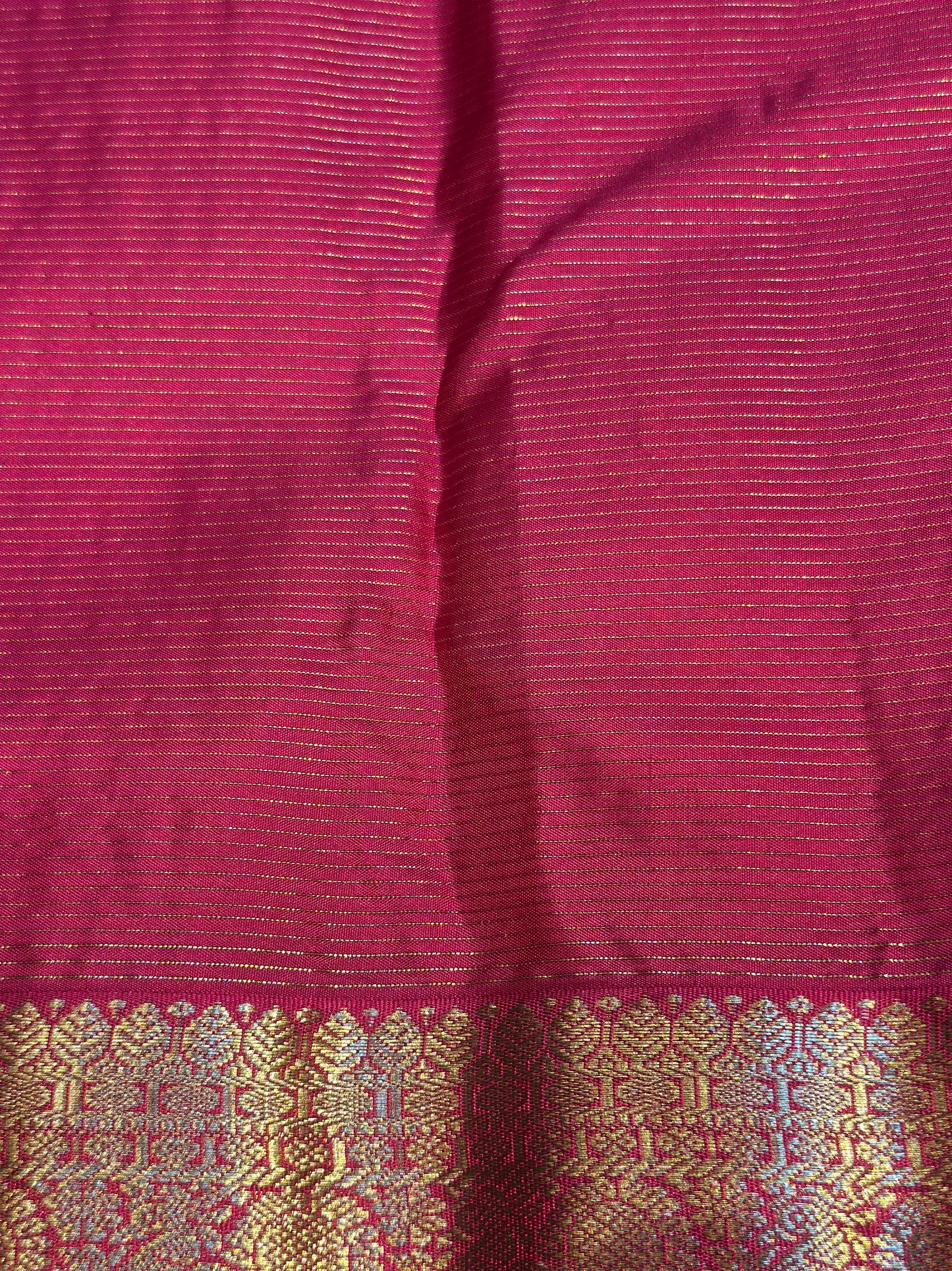 Navy Blue & Magenta Pink Handloom Kanchipuram Pure Silk Saree with Kottanch Jari