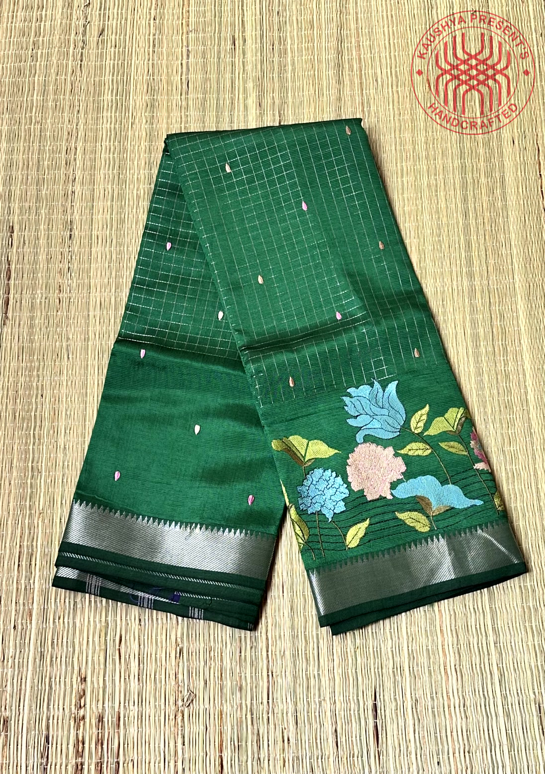 Emerald Green Handloom Mangalagiri Silk Cotton Saree with Floral Embroidery