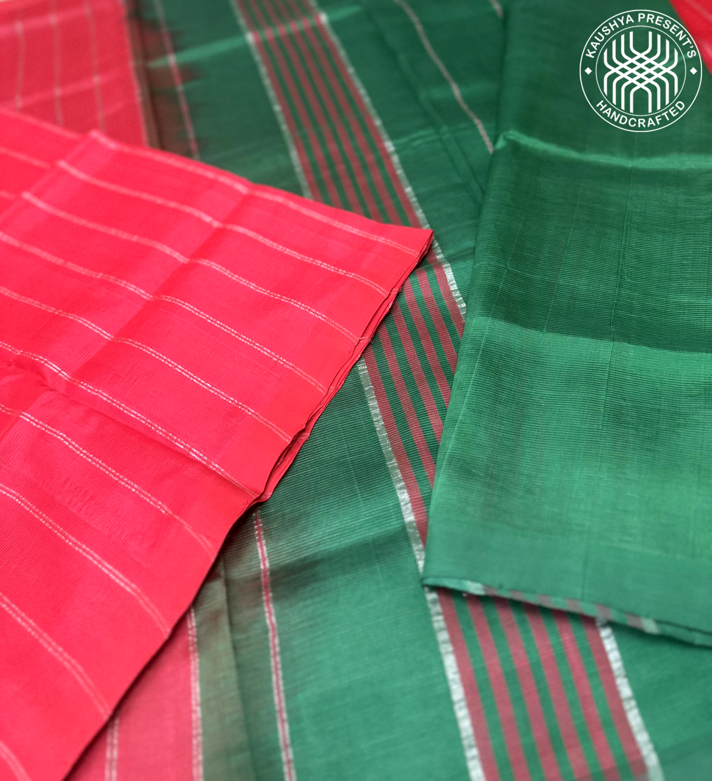 Red & Green Plain Handloom Mangalagiri Silk Cotton Saree