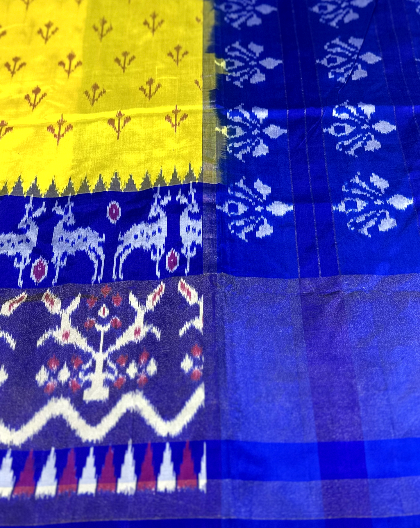Yellow & Navy Pochampally Pure Silk Saree