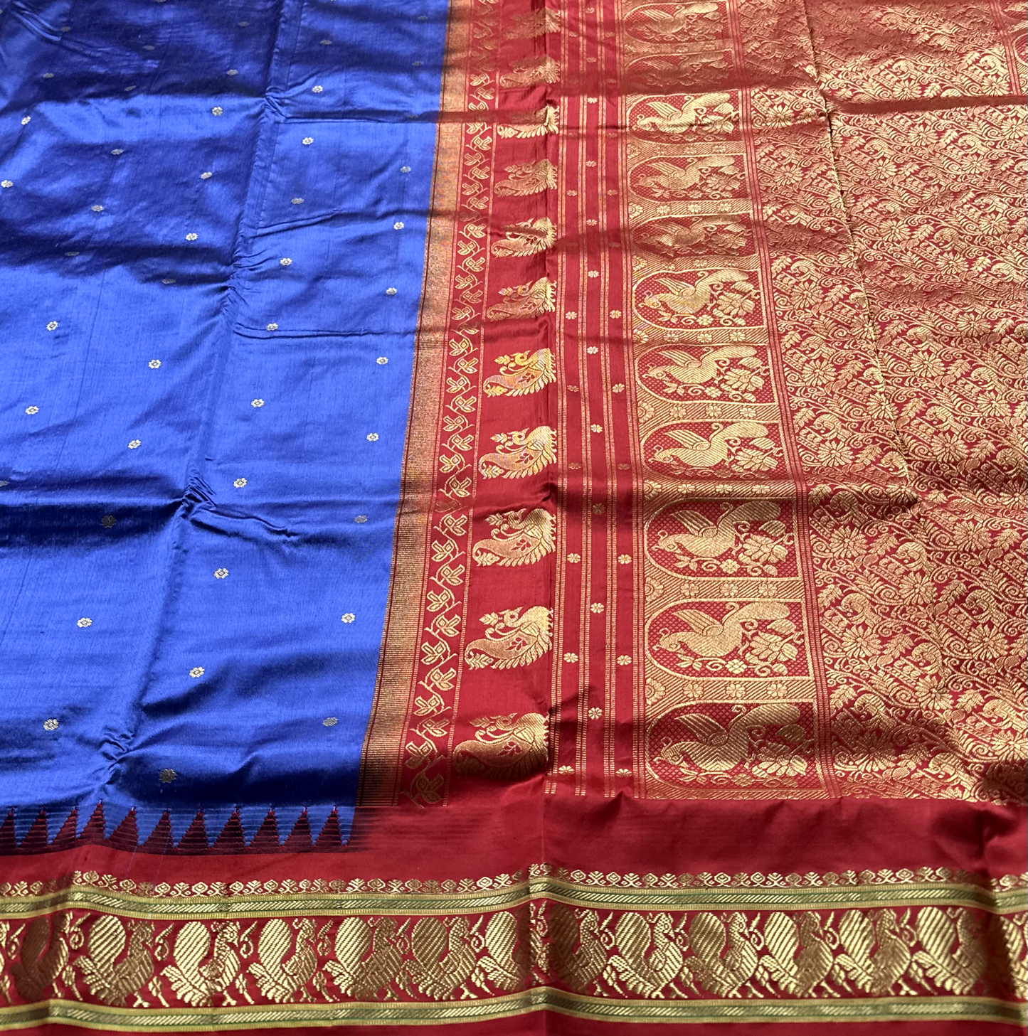 Lavendor Purple Pure Silk Narayanpet Peshwai Saree with Red Border