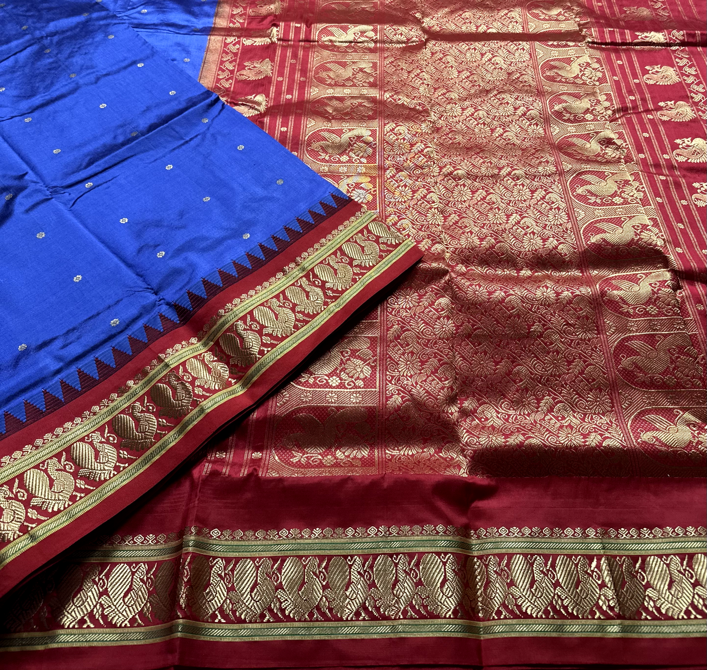 Lavendor Purple Pure Silk Narayanpet Peshwai Saree with Red Border