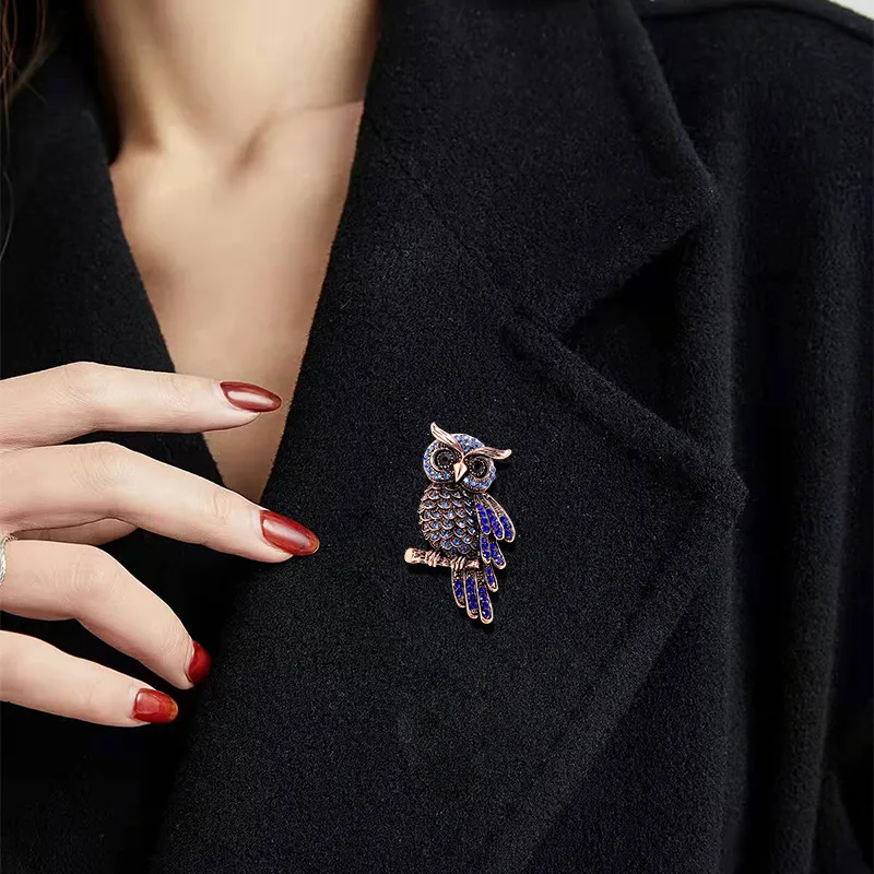 Durable And Stylish Alloy Animal Pin Designed For Collectors And Accessory Enthusiasts