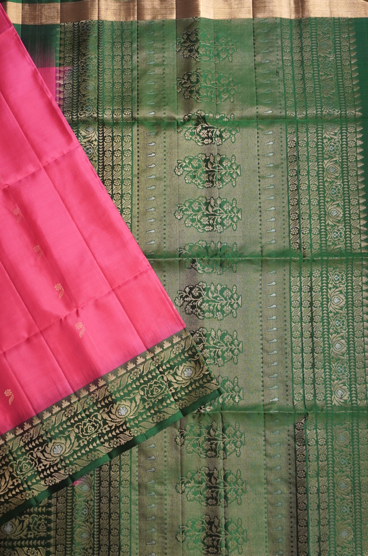Pink & Bottle Green Handloom Kanchipuram Soft Silk Saree