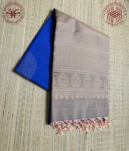 Royal Blue Borderless Handloom Kanchipuram Soft Silk Saree