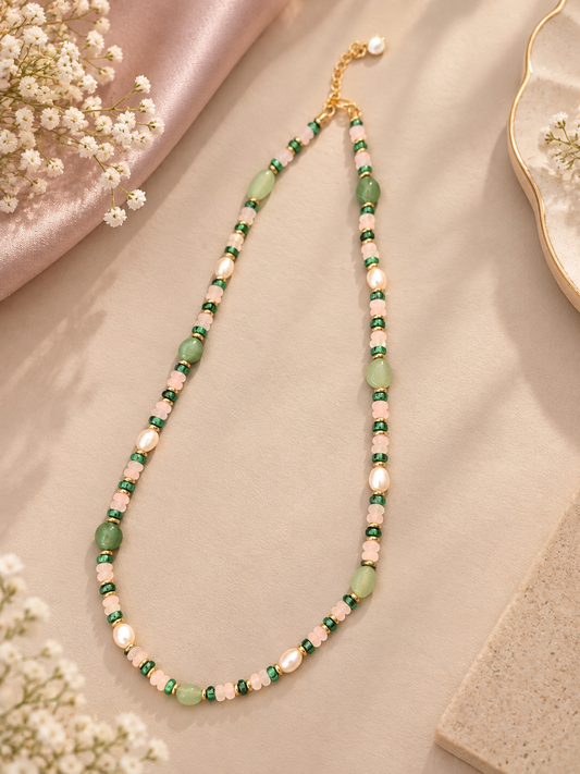 FreshWater pearl Beaded Chain Necklace For Women Featuring Copper Pendant With FreshWater pearl Inlay