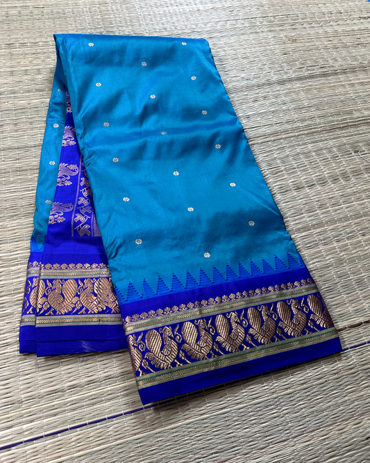 Peacock Green Pure Silk Narayanpet Peshwai Saree with Blue Border