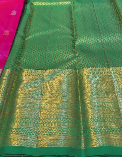 Rani Pink & Dark Green Kanchipuram Pure Silk Saree with Gatti Border
