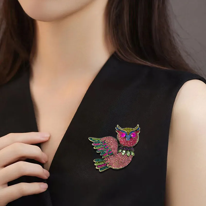 Owl Pin In Rose Gold Featuring Rhinestone  Made Of Zinc Alloy